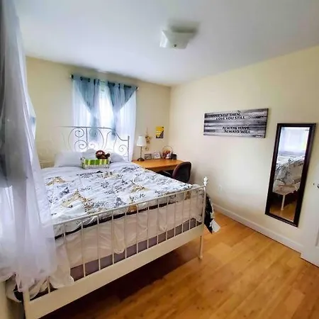 5 Star Room/Close To Town Center And Everything/5 Min Walk Metro Rockville Exterior foto